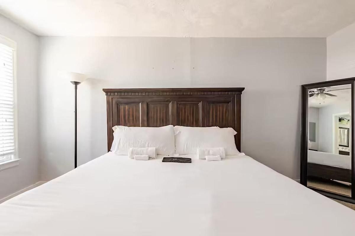 The Little Blue Haus - Two Miles To Broadway Holiday home Nashville