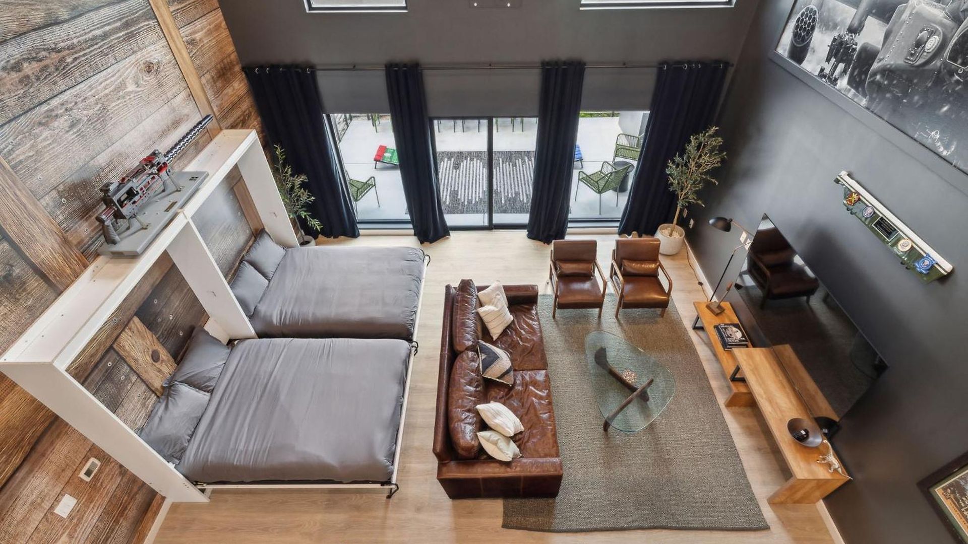 Walk To Broadway! The Man Cave/cowboys & Playboys With Pool & Gym * Nashville