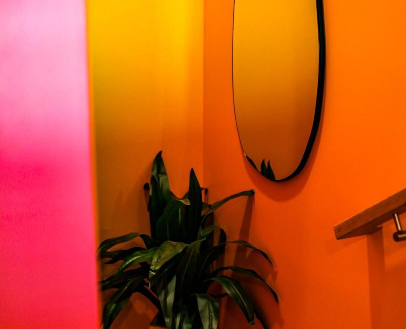 Tequila Sunrise- Walk To Broadway, Pool&gym Apartment