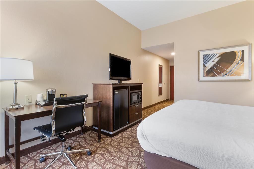 Western Belle Meade & Hotel 2*