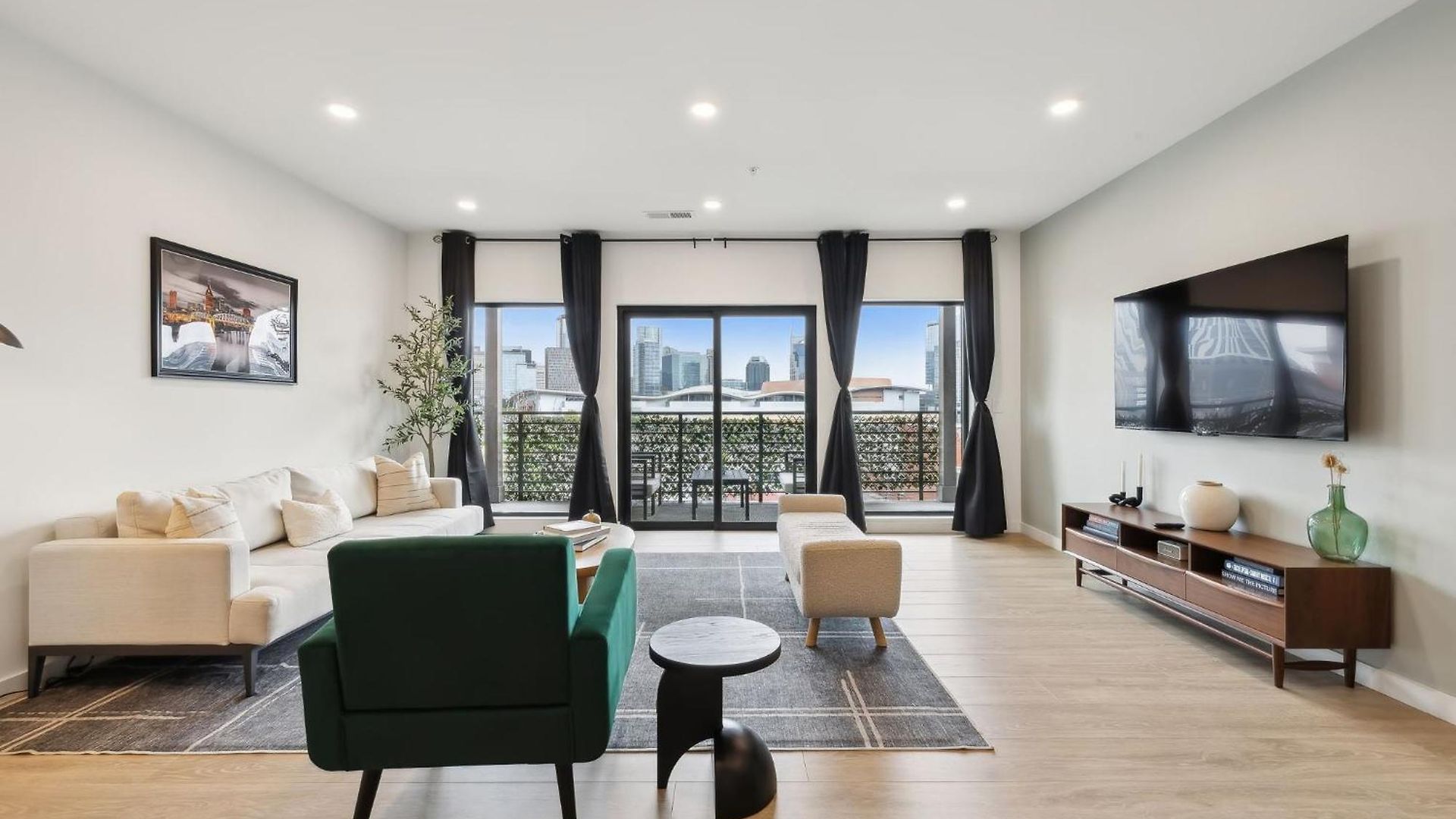 Apartment Skyline Nights Downtown Nash W/ Views, Pool, Gym Nashville