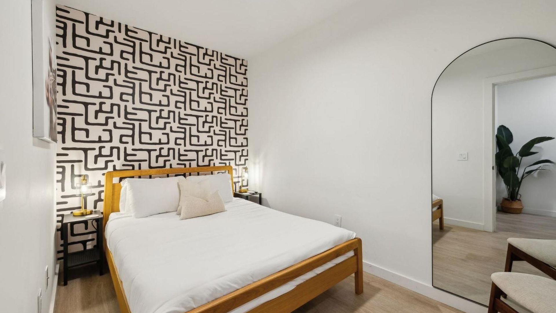 Skyline Nights Downtown Nash W/ Views, Pool, Gym Apartment Nashville