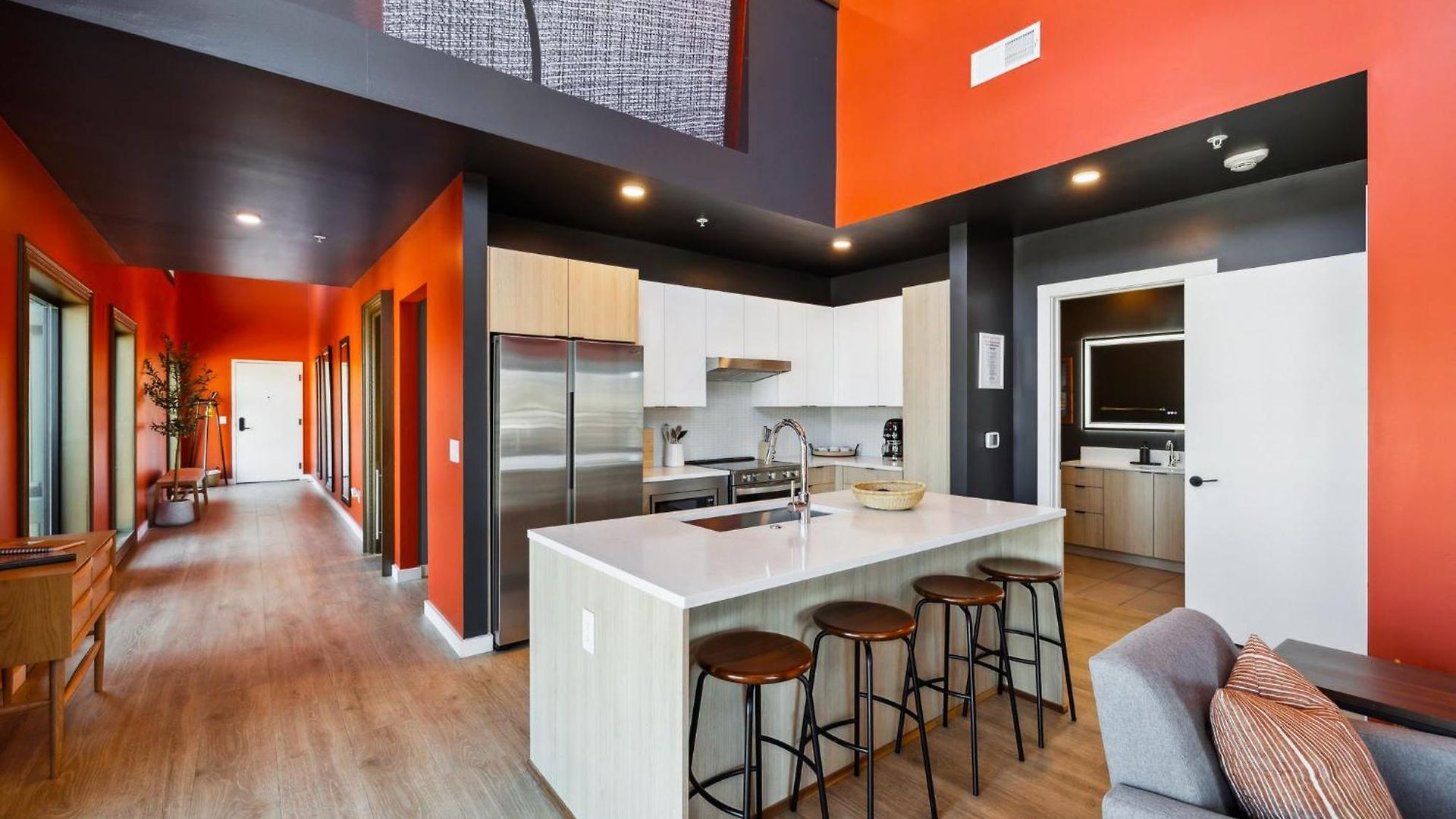 Rhythm & Rooftop Penthouse | Skyline Views | Pool * Nashville
