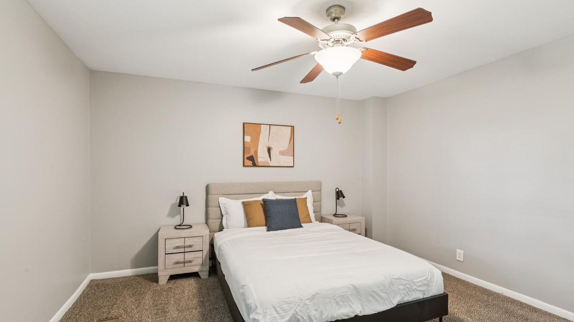 Jamestown D10 I Comfy 2 Bed 1 Bath Apartment Nashville
