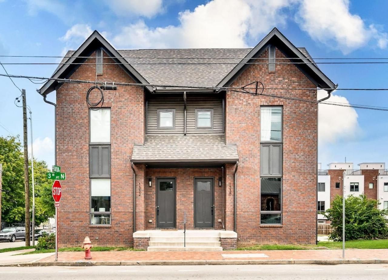 Holiday home Luxury And Spacious With Private Garage And Fire Pit