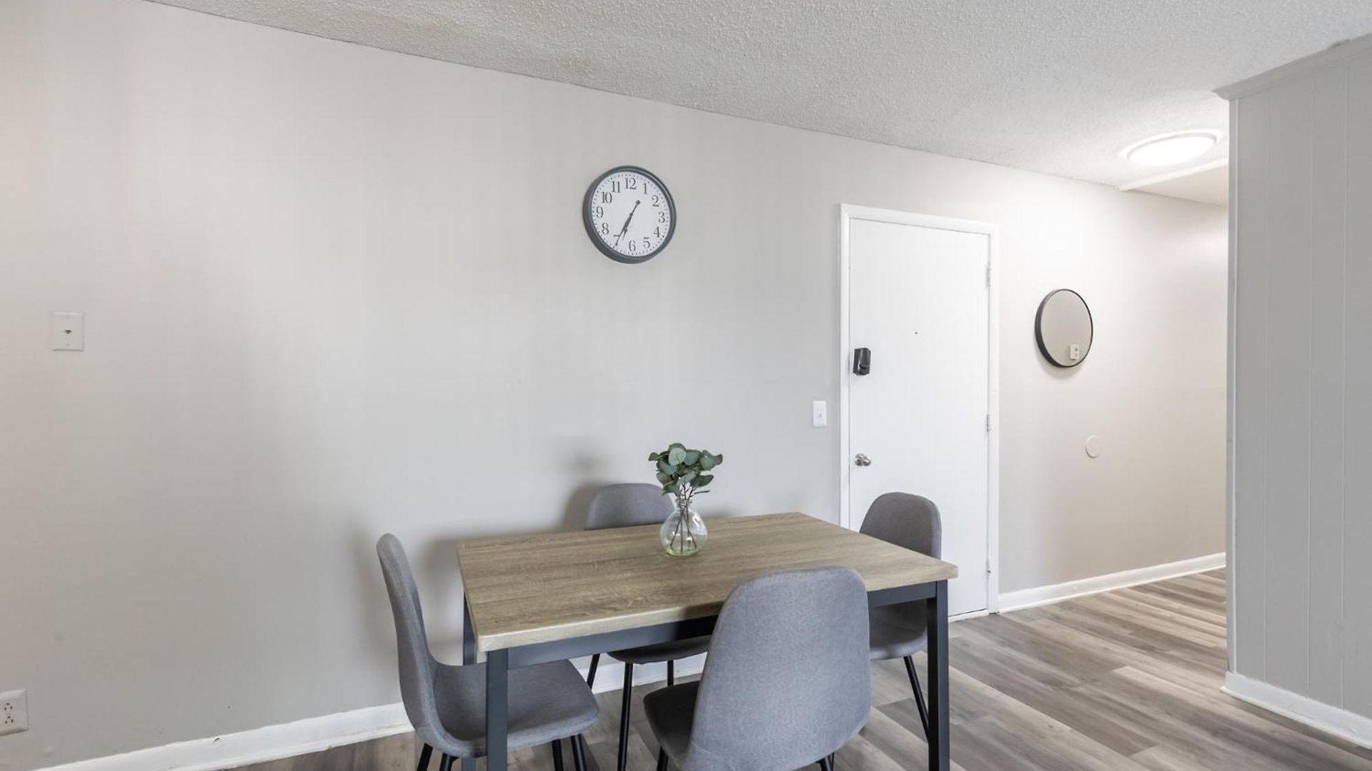 Avery D4 I Spacious 2 Bed 1 Bath