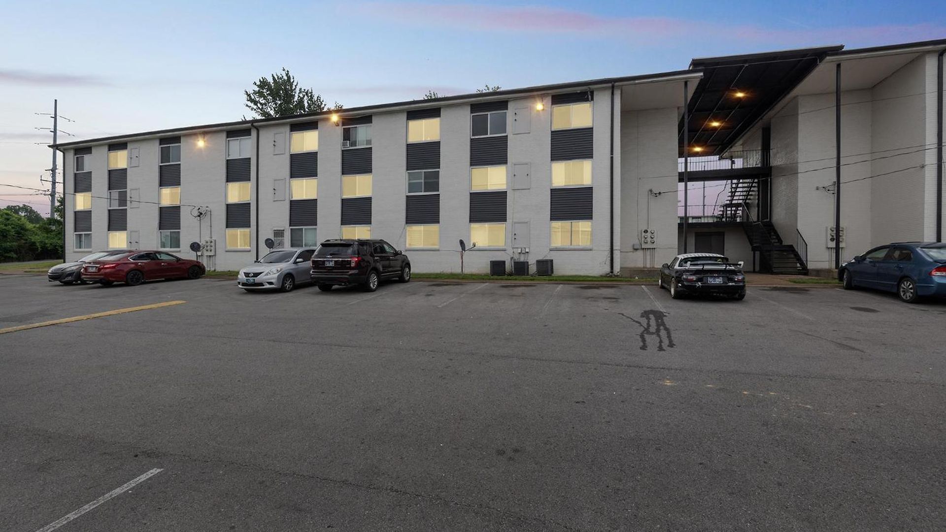 Apartment Avery D4 I Spacious 2 Bed 1 Bath *