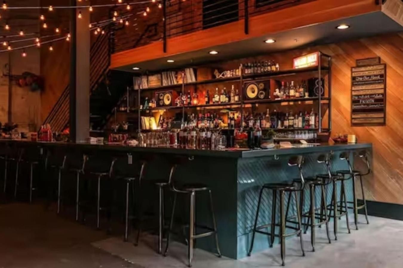 5br Rooftop Retreat 7 Min To Broadway Nashville