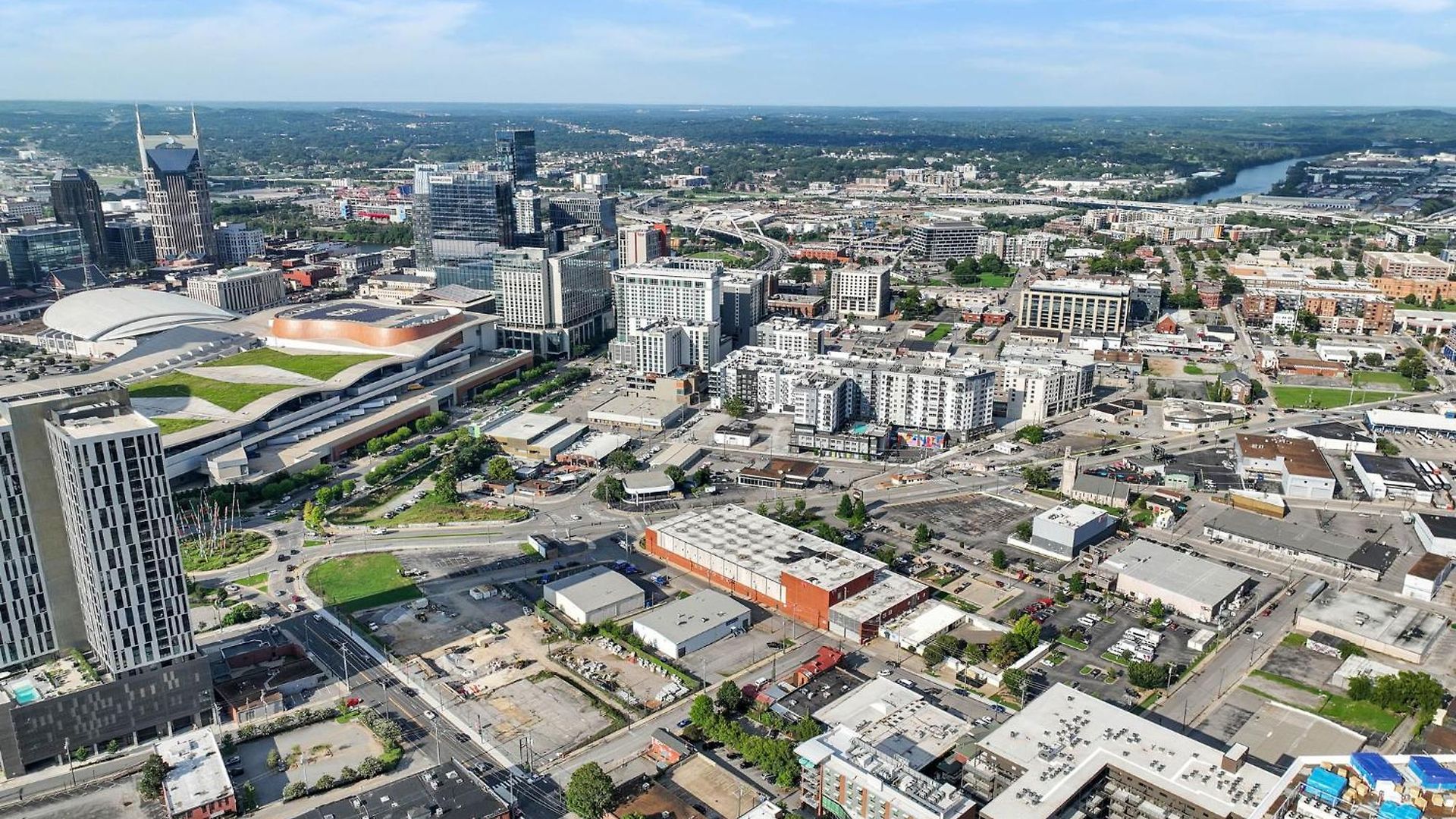 Beverly Nash Downtown, Incredible Skyline Views, Walk To Broadway! Holiday home Nashville