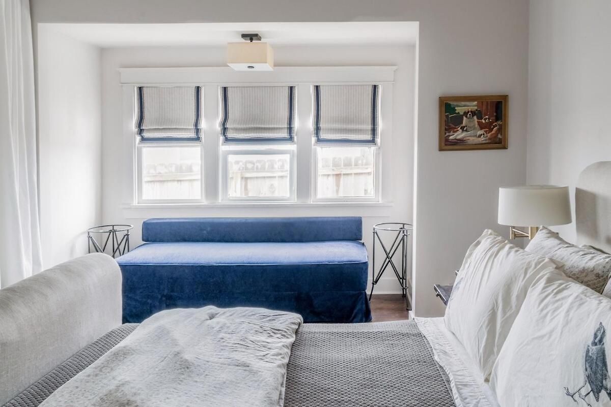 Stylish Renovated Craftsman With Pool And Garden Escape *