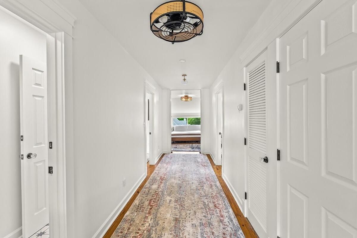 Stunning Close To Downtown And Bdwy *