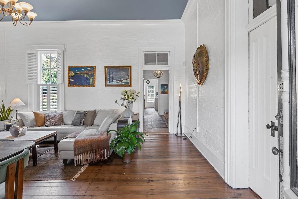Germantown Old Grand House *
