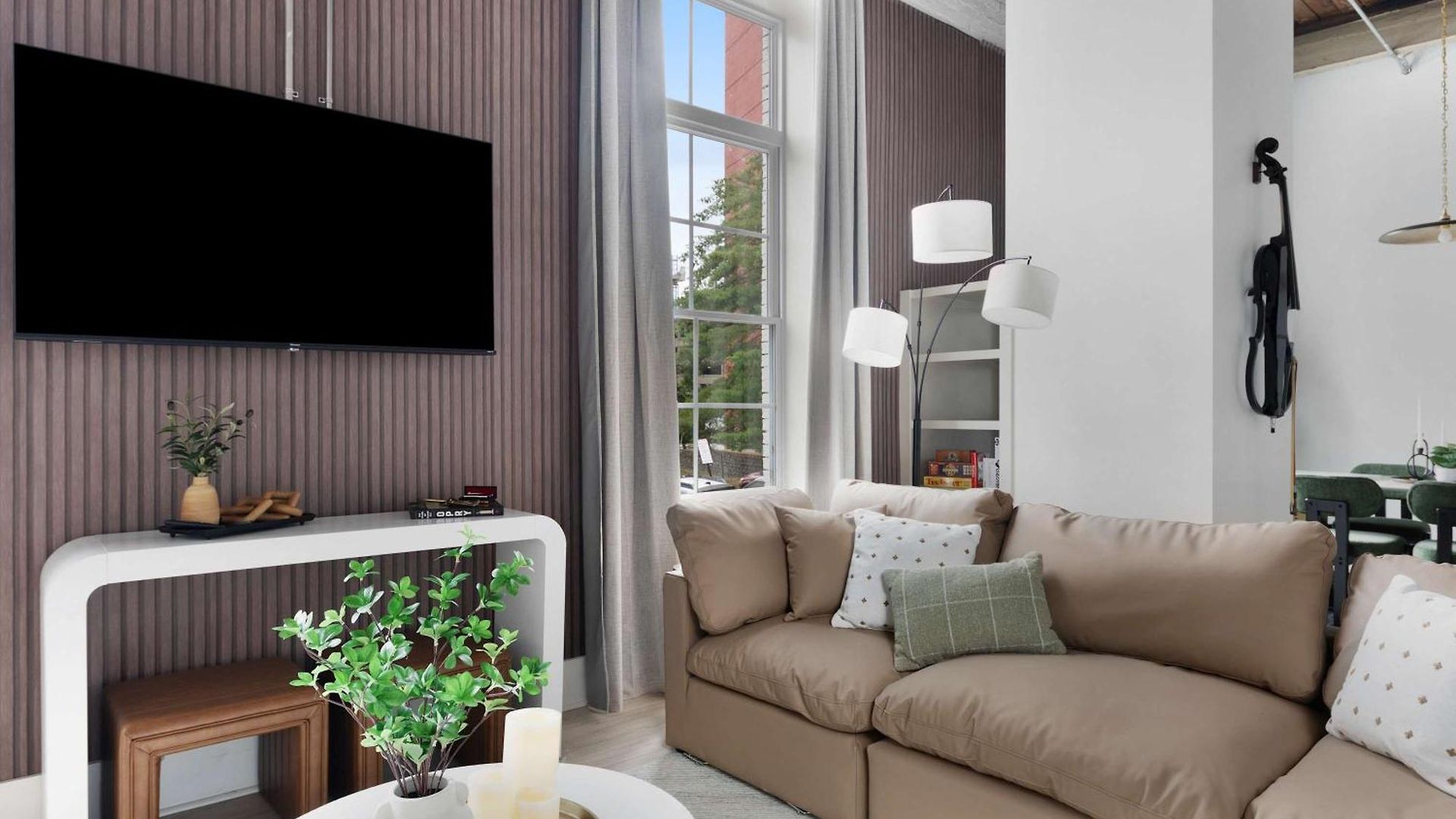 Harmony Hall By Maddox Apartment