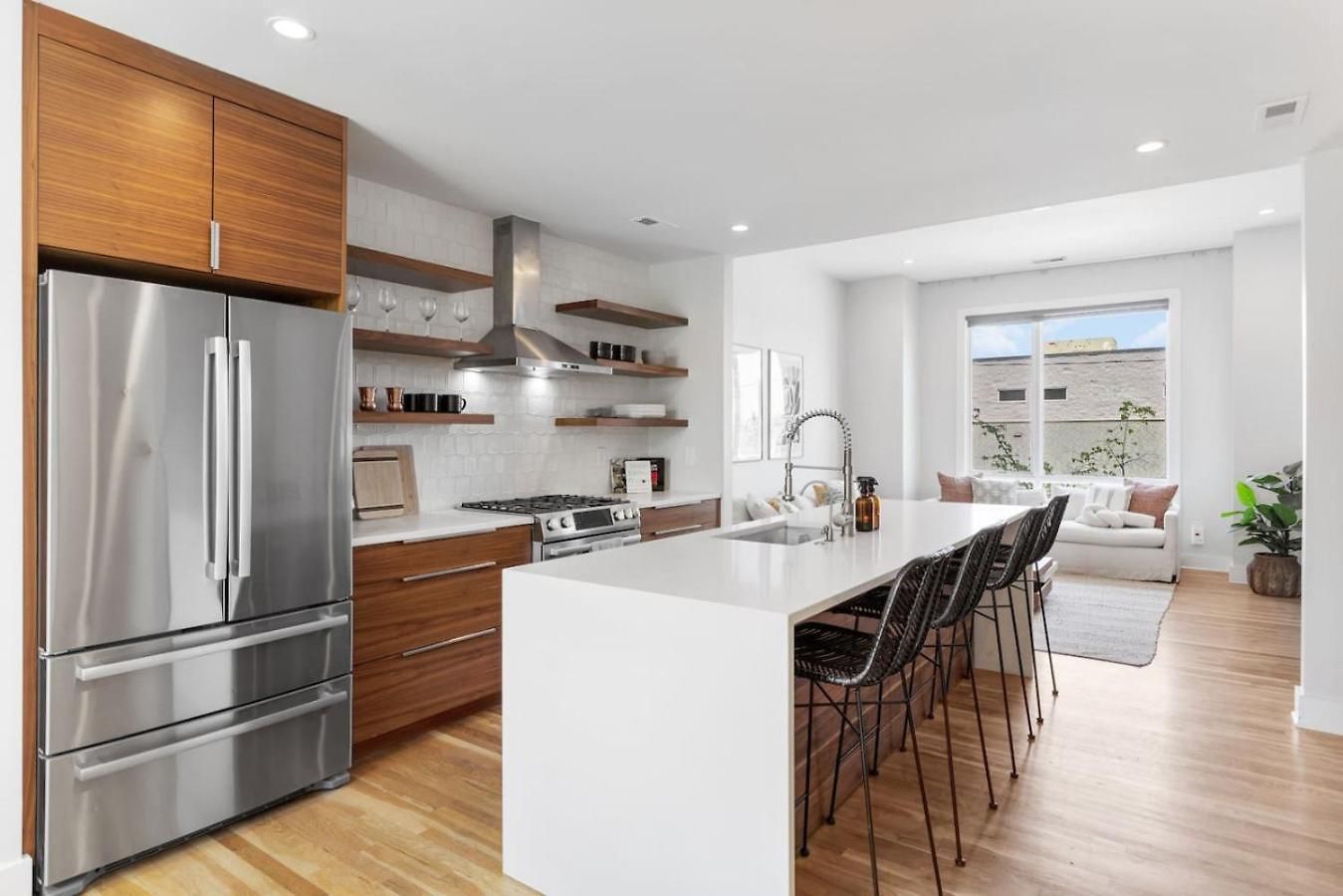 Private Rooftop With Garage Walk To Restaurants Shops And Coffee Holiday home Nashville