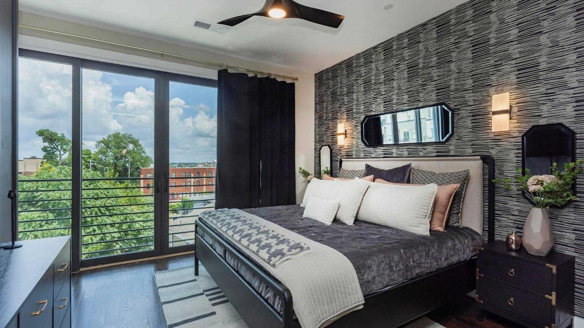 Brand New Elegance Rooftop Views Of Holiday home *
