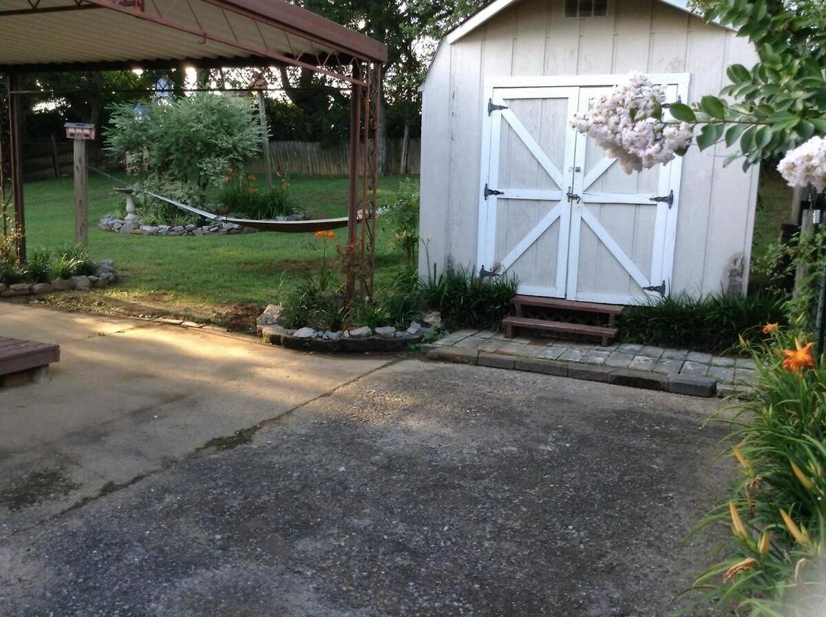 The Place Between The Lakes 4 Bedrooms 4 Beds Nashville