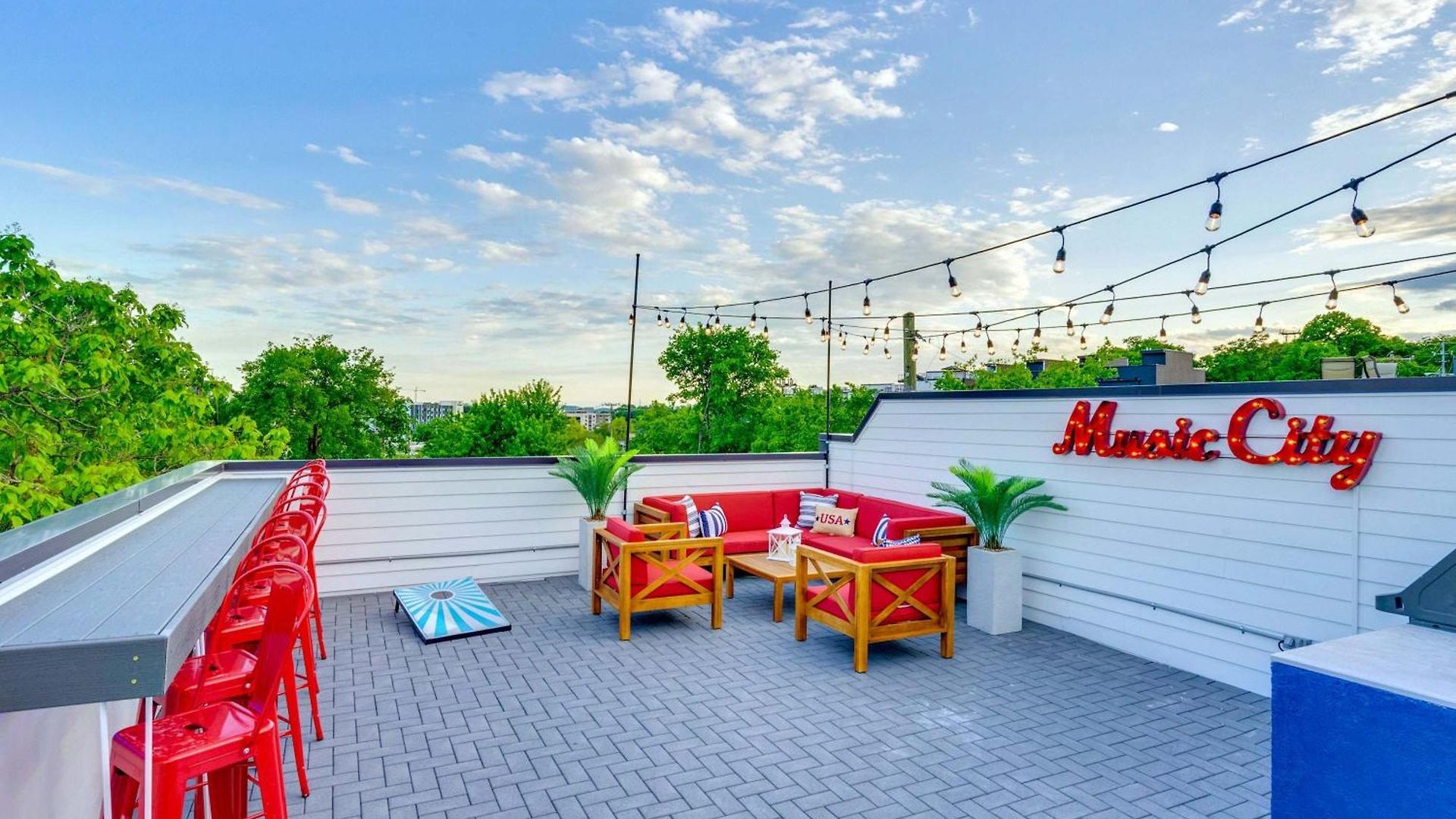 Ultimate Rooftop Double Games Bbq Skyline Views Nashville