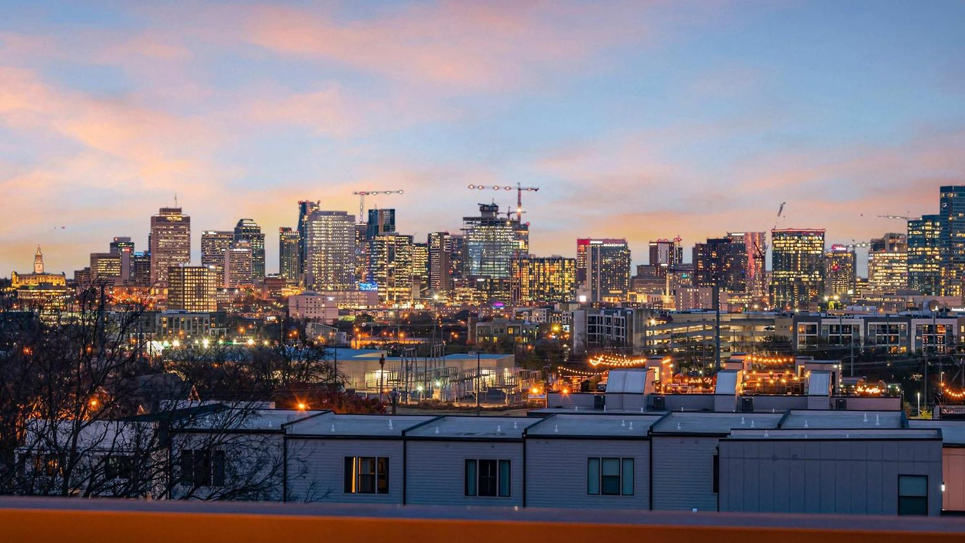 Ultimate Rooftop Double Games Bbq Skyline Views *
