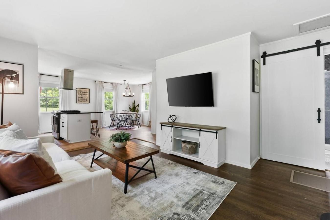 Holiday home Cozy House In Trendy East With A Patio And Grill Nashville