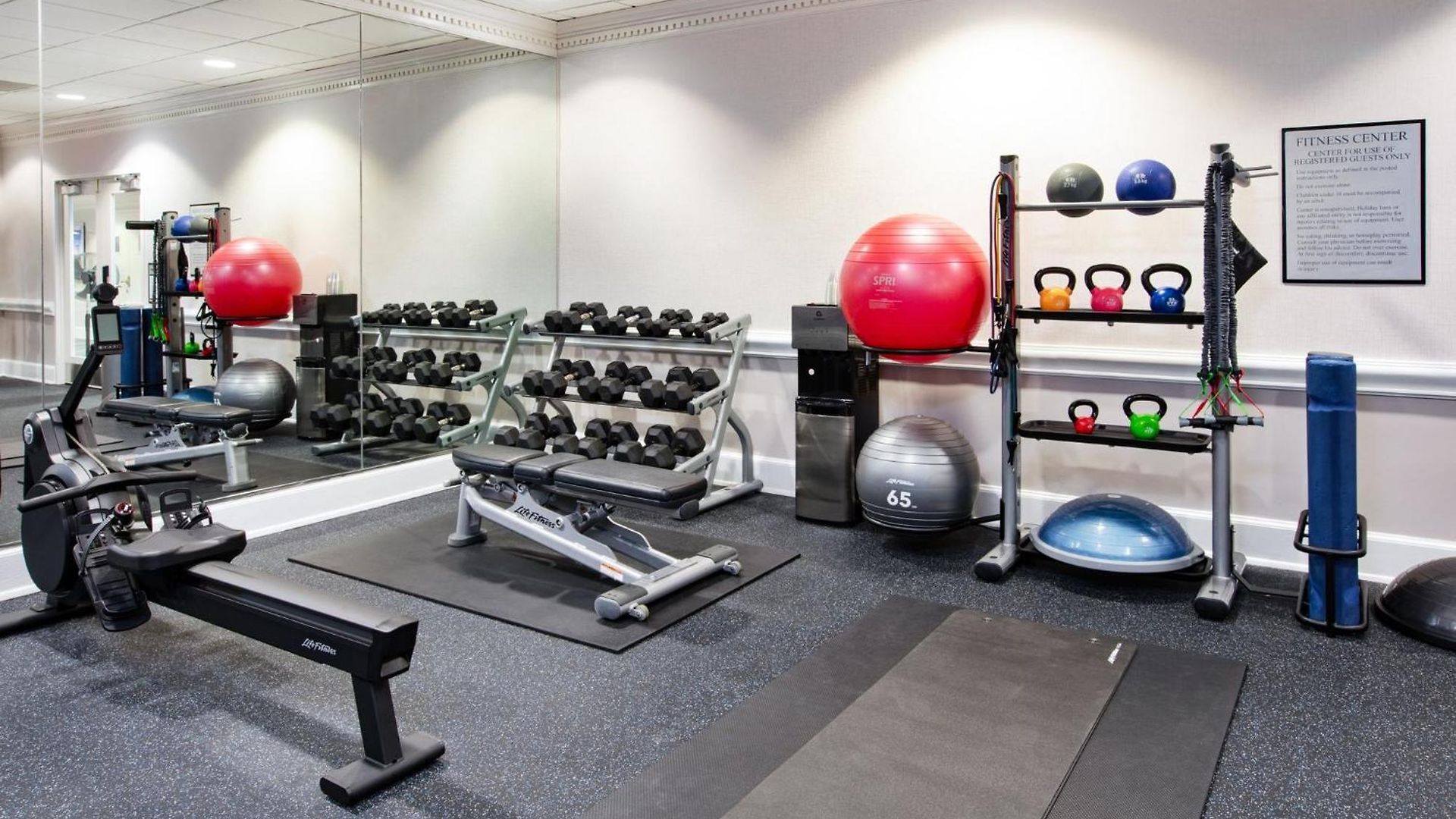 Hotel Express Nashville-downtown - Broadway By Ihg