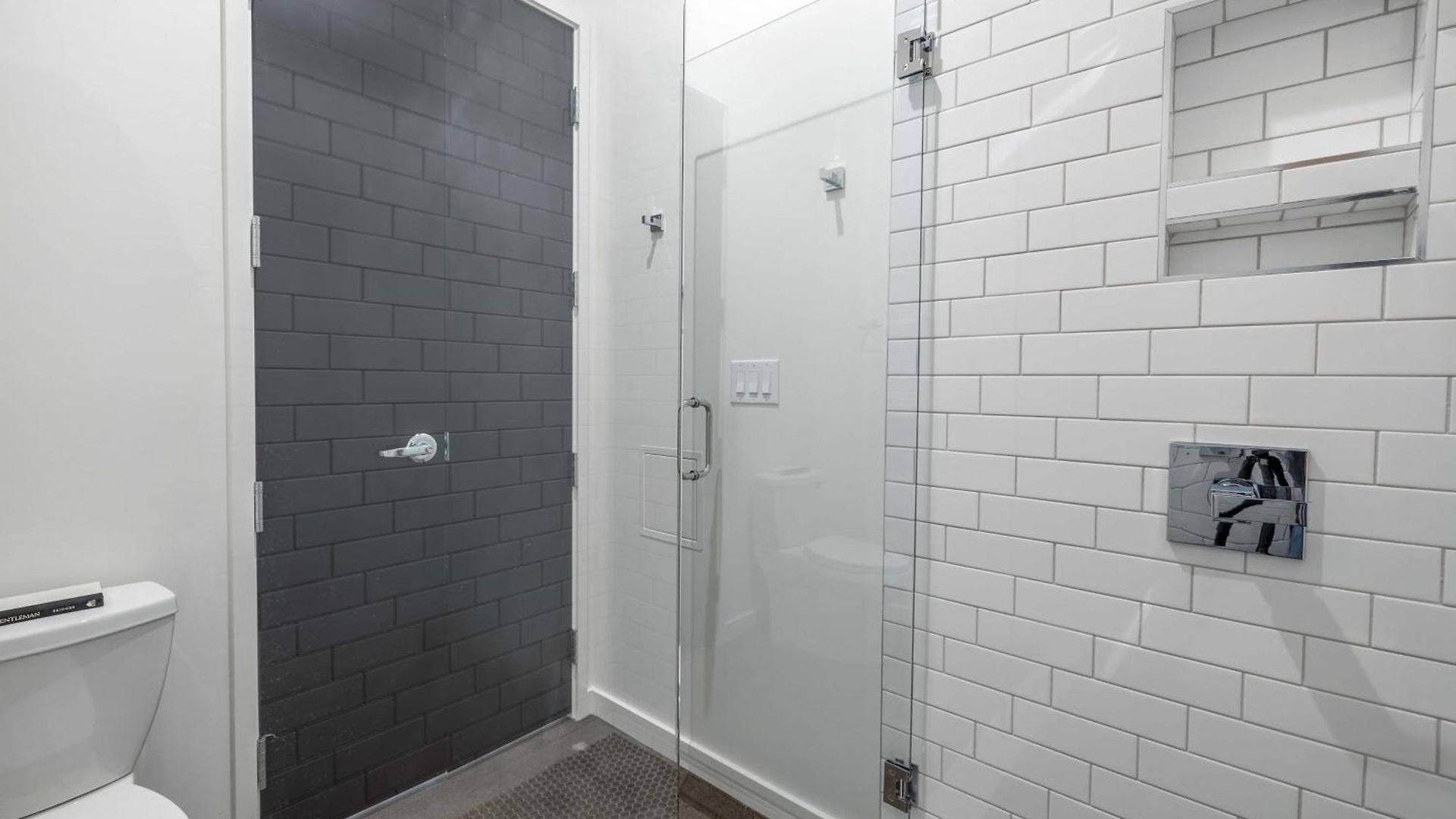 121 By Avantstay 4*