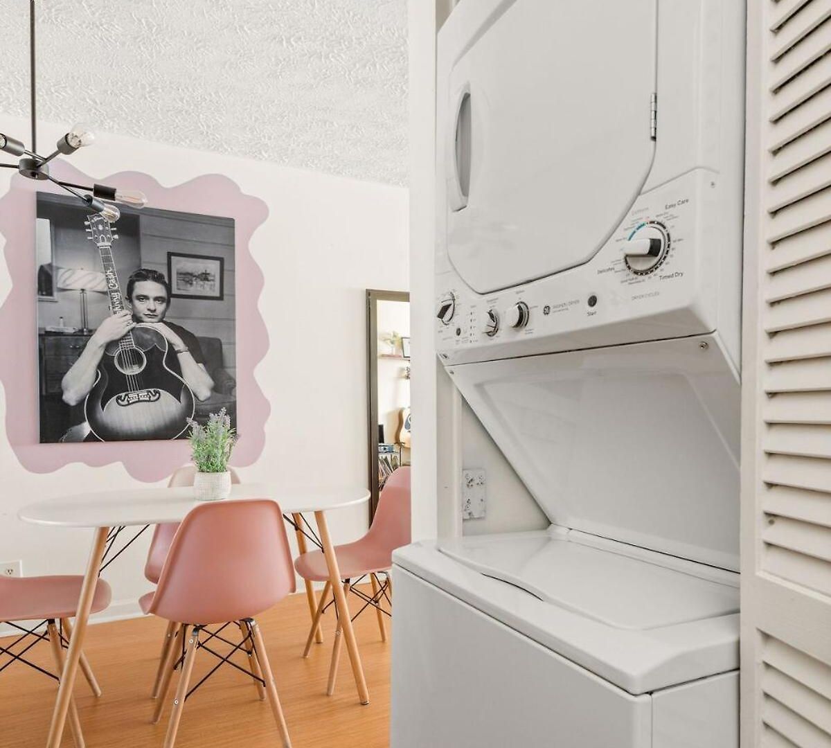 Apartment The Johnny And Dolly Historic Hideaway, Music Row Unit 2