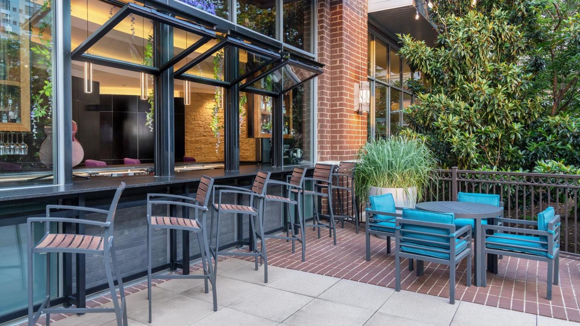 Hilton Garden Downtown Convention Center Hotel Nashville