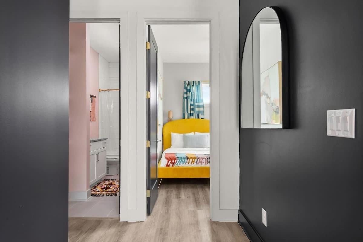 Beautiful 3bd With 2 Story Rooftop For Nashville
