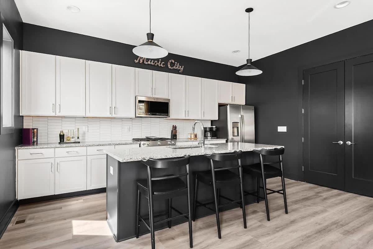 Holiday home Beautiful 3bd With 2 Story Rooftop For Nashville