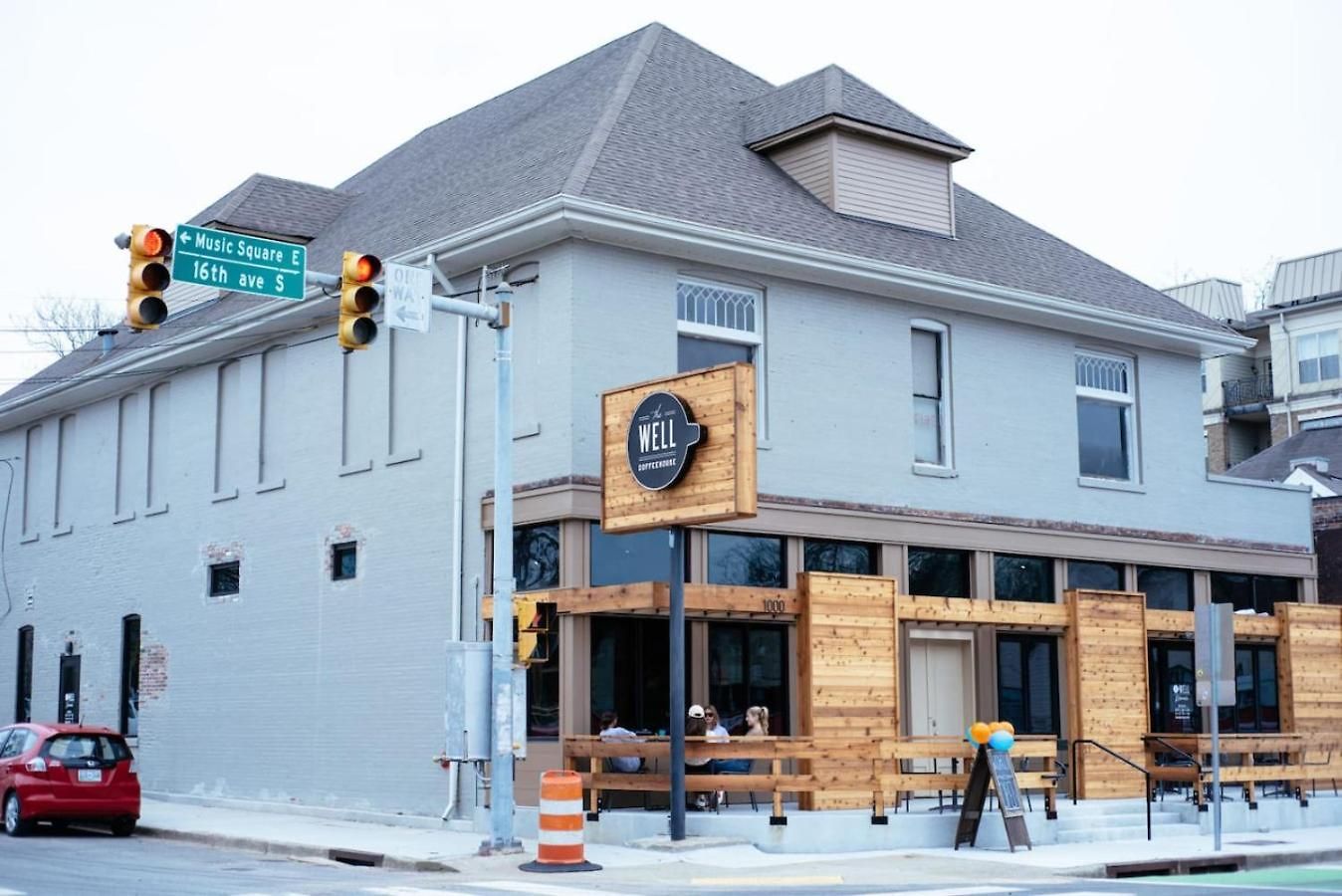 Pink Dreams - Walk To Live Music, Bars, Restaurants - Free Parking Holiday home Nashville