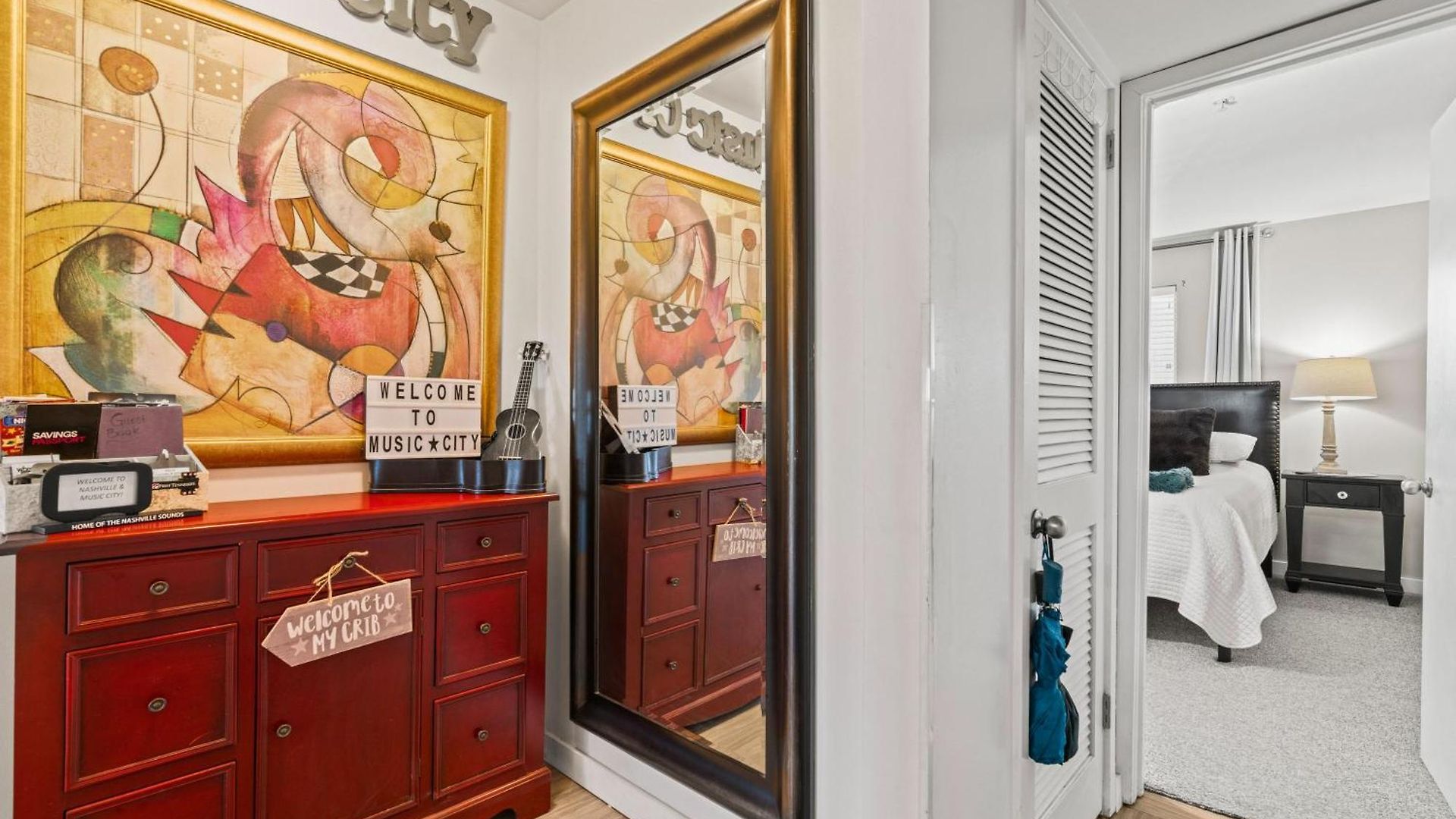 Heart Of Downtown/walk To Broadway & The Action/bars/music Venues/honky Tonks! Apartment