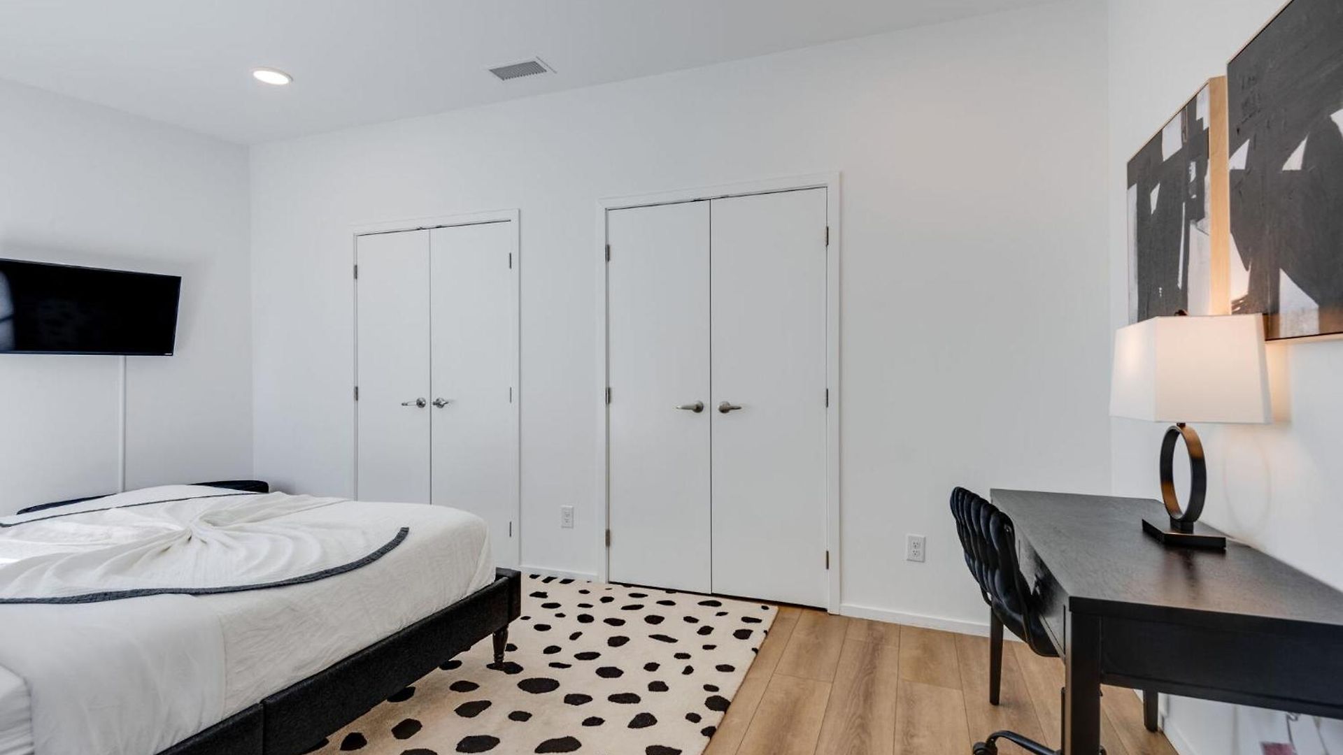 Boutique On Riverfront- Park Free *