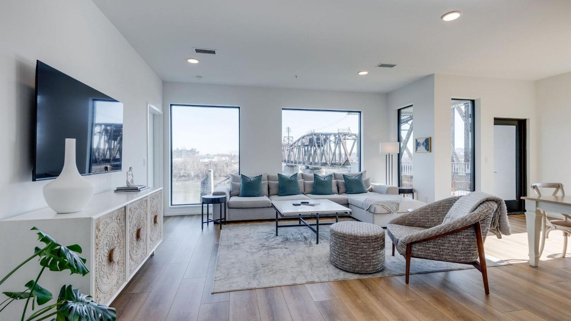 Holiday home Boutique On Riverfront- Park Free *