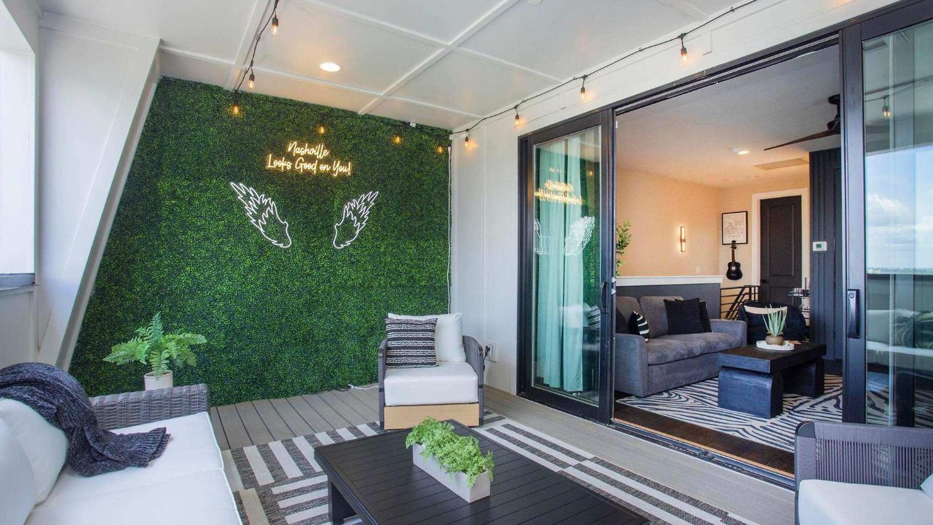 Holiday home Downtown Views Glam Stations Close To Broadway