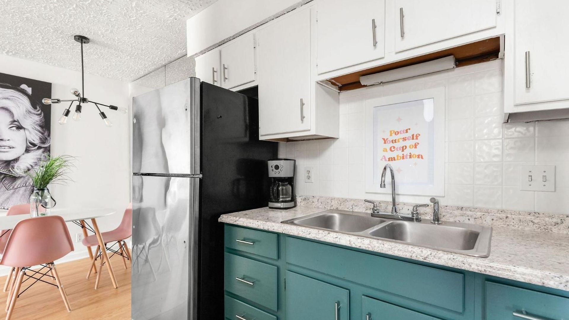 Dolly's Daydream On Music Row! Apartment *