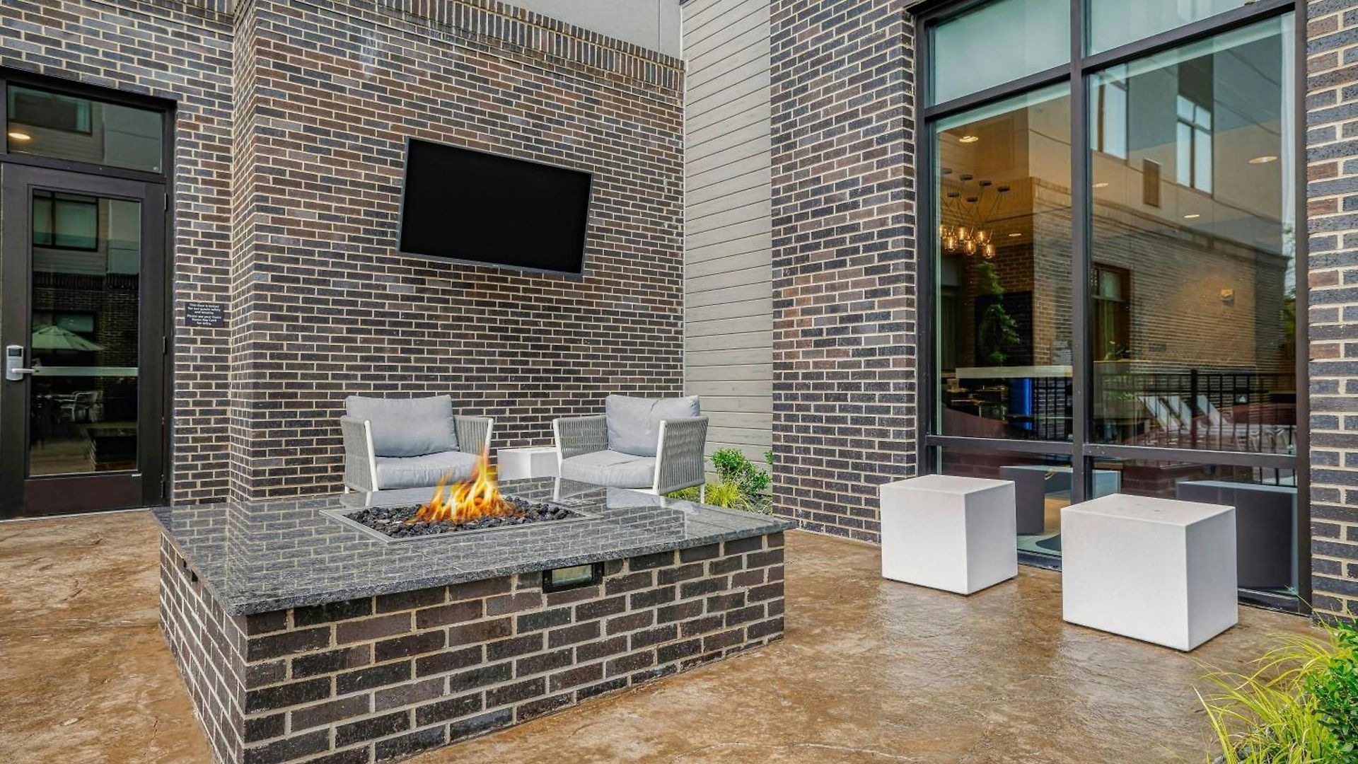 By Marriott Metro Center 3* Nashville