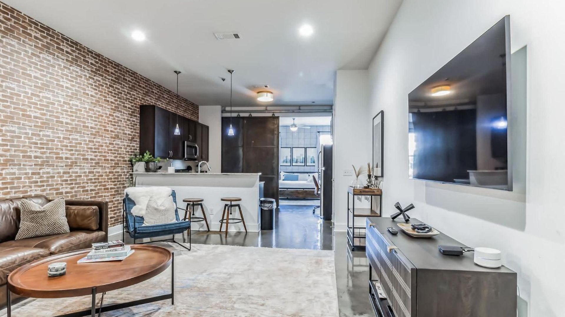 1 Bdr Loft Close To Vanderbilt Hospital Holiday home *