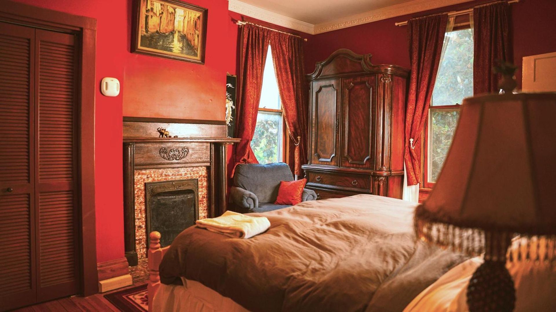 Holiday home The Magnolia Mansion 6 Minutes To Broadway On 4 Acres
