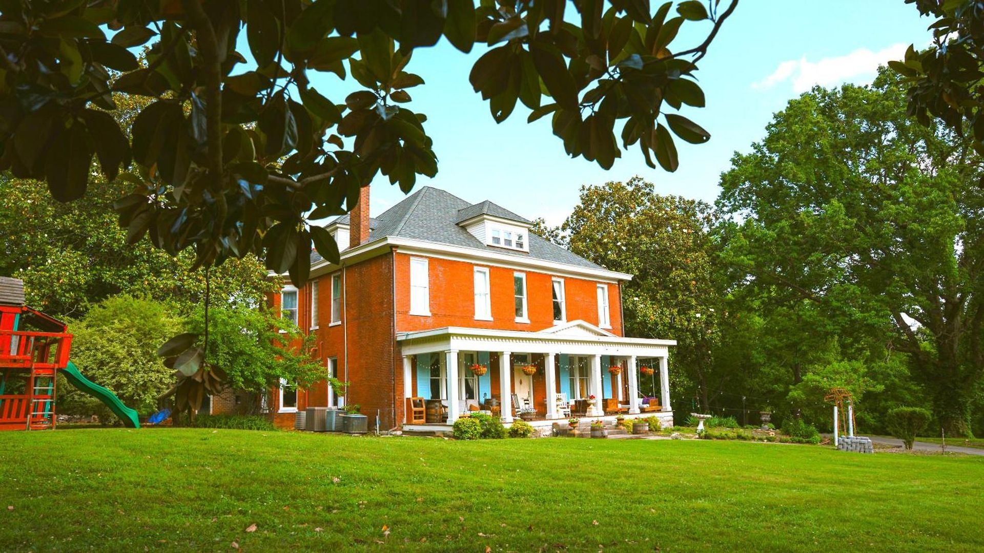 The Magnolia Mansion 6 Minutes To Broadway On 4 Acres