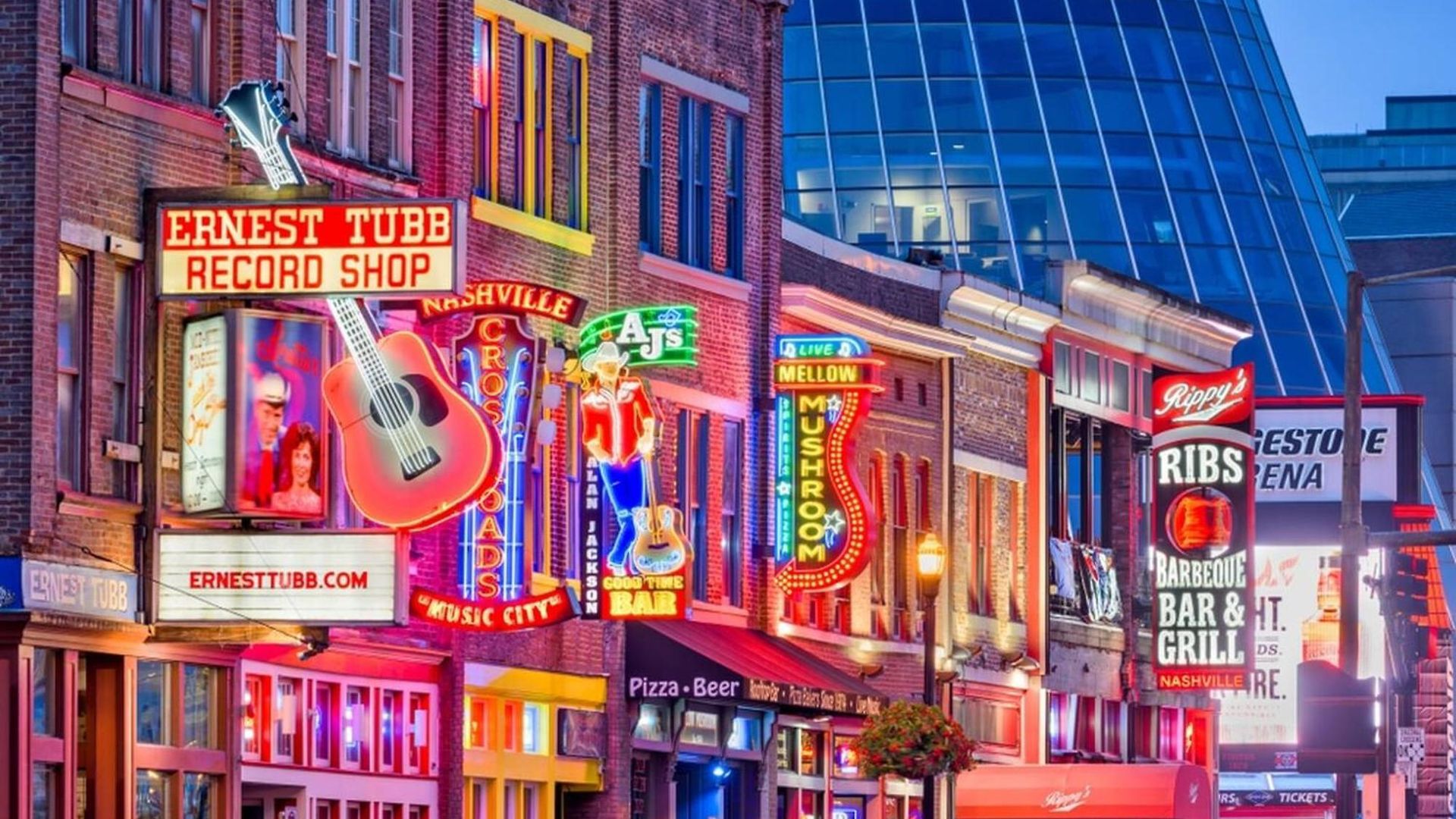 Stella | Downtown Gulch | 7 Min Drive To Broadway!