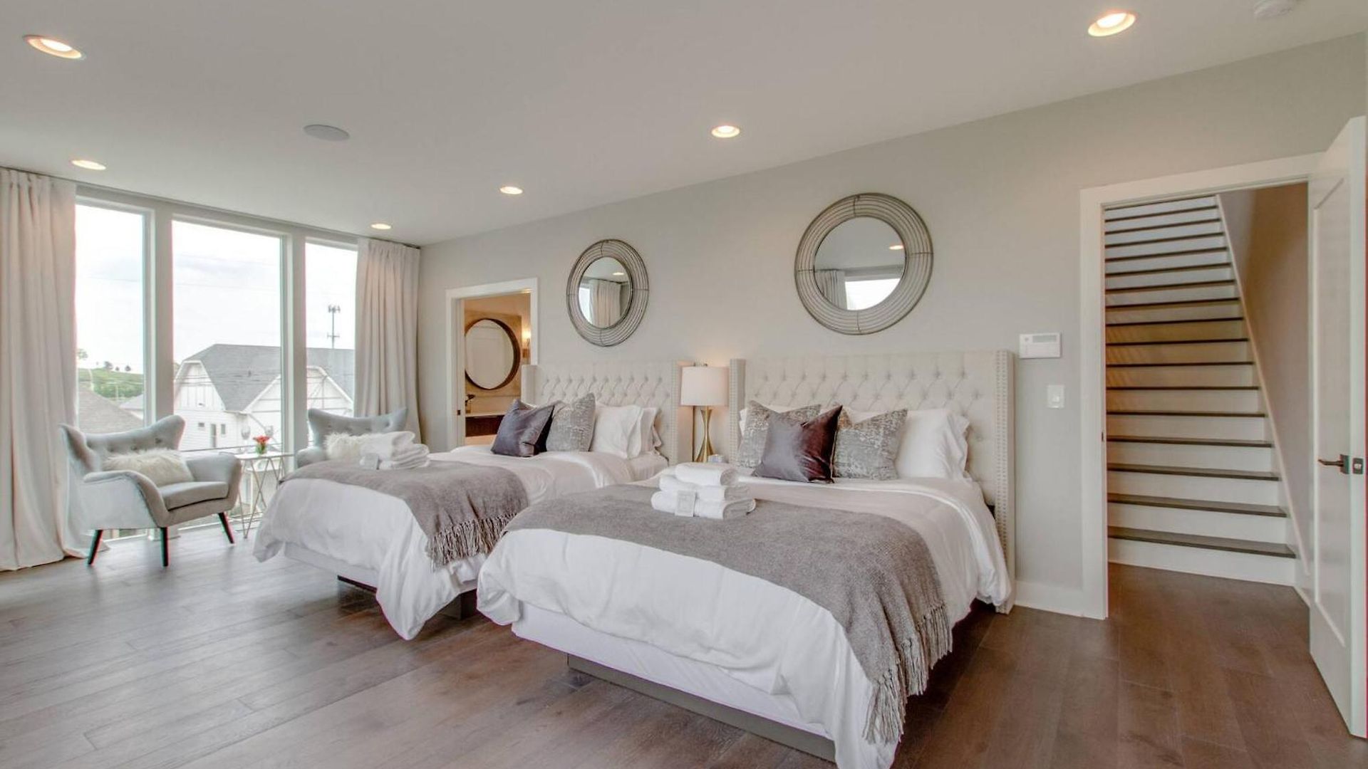 The Augustine! | Views, Gym, Walk To Gulch *