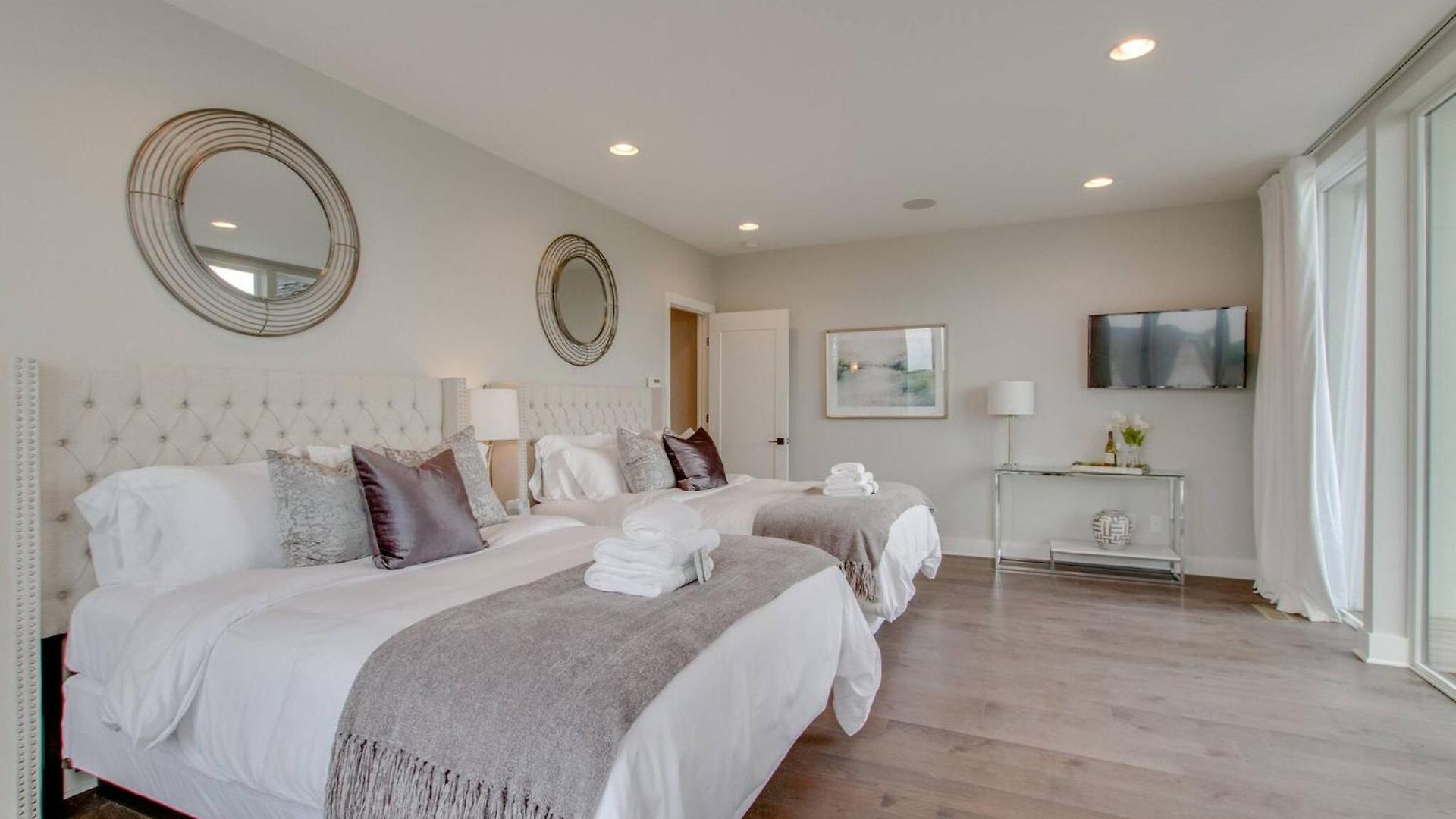 Holiday home The Augustine! | Views, Gym, Walk To Gulch *