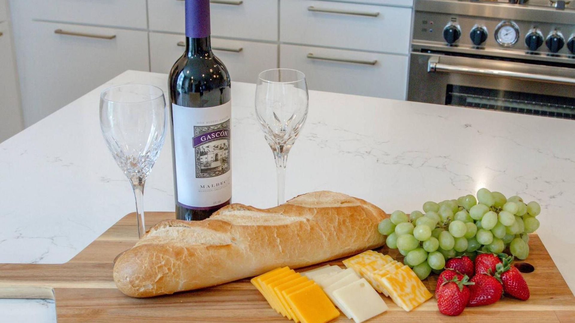 The Augustine! | Views, Gym, Walk To Gulch Holiday home *