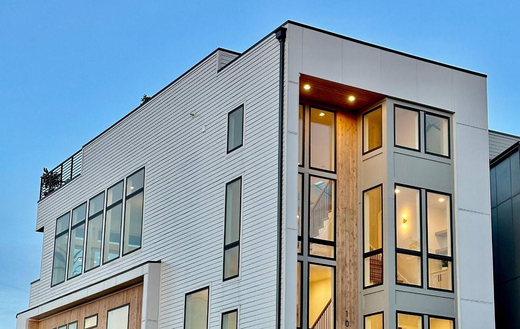 Archer House | Hot Tub Rooftop | Downtown Luxury! Holiday home *