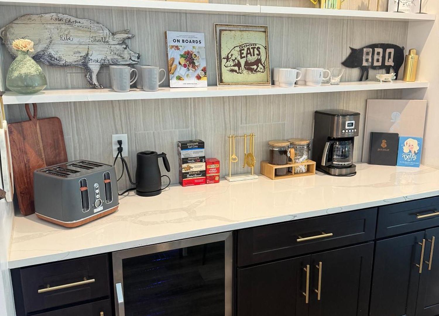 5br Rooftop Retreat 7 Min To Broadway Holiday home Nashville