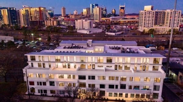 Amazing Downtown W Pool Free Parking 104 Holiday home *