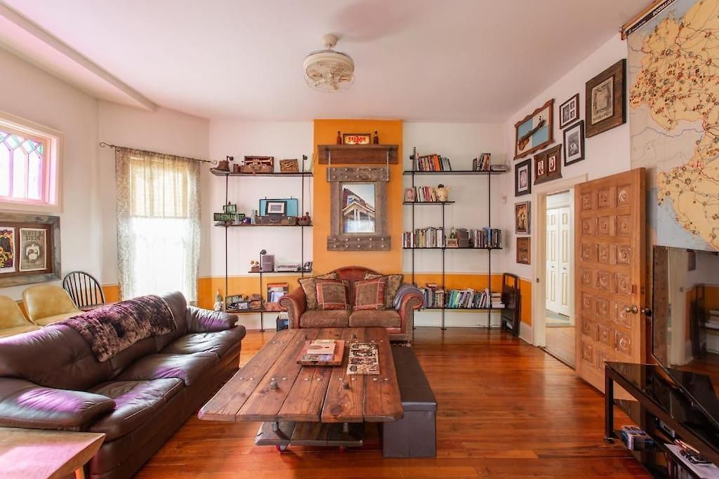 Holiday home Eclectic Pet Friendly In East Nashville