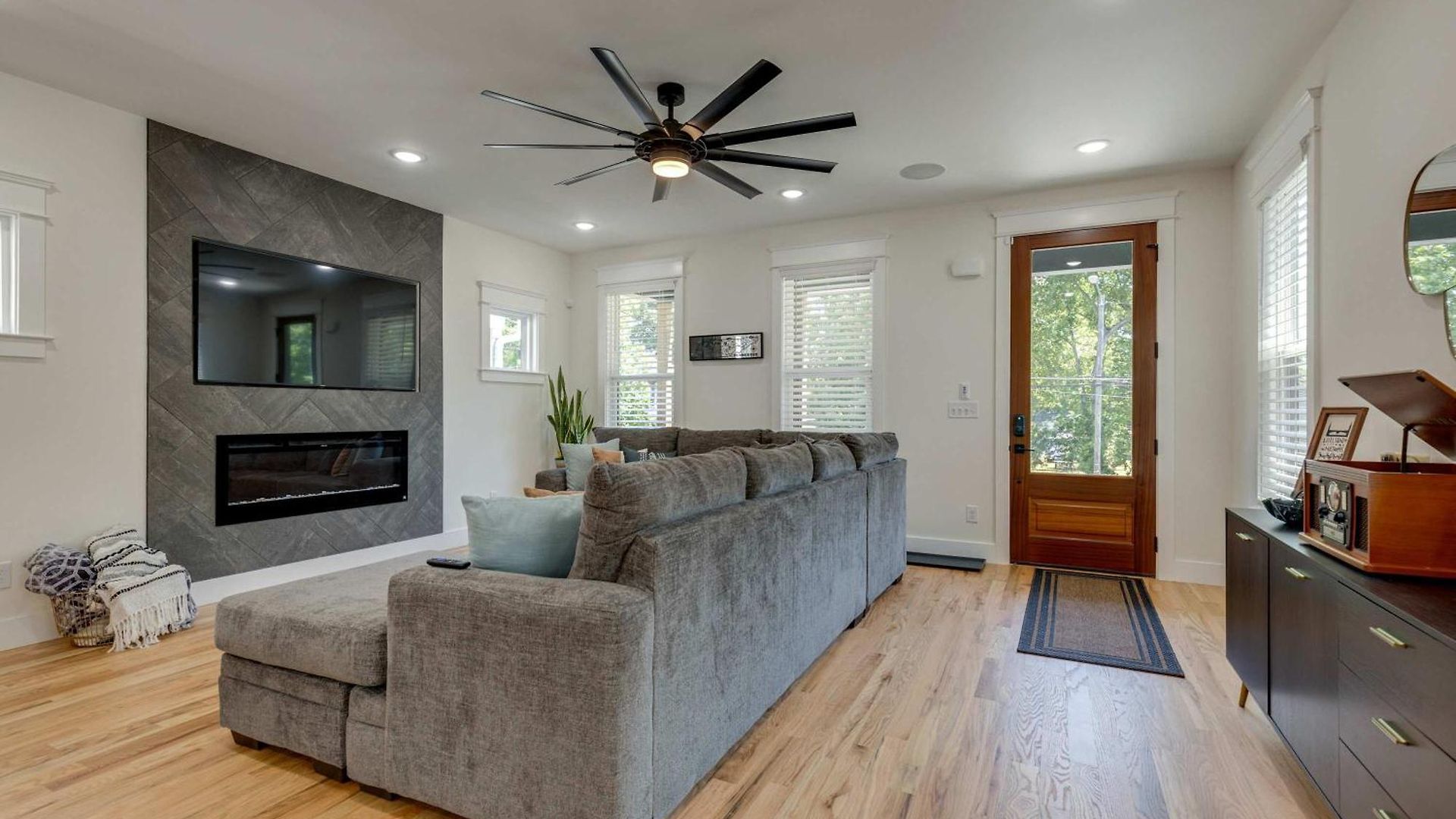 Holiday home Sleek & Convenient East