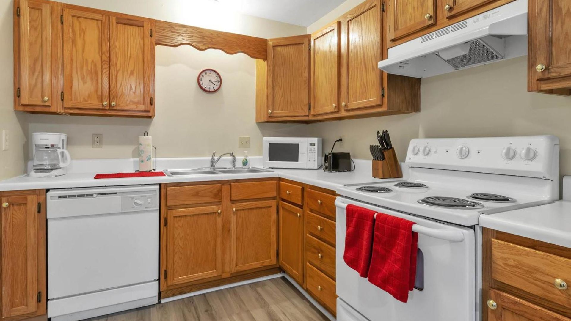 Holiday home Cozy 3 Bdr In West L Close To Tsu