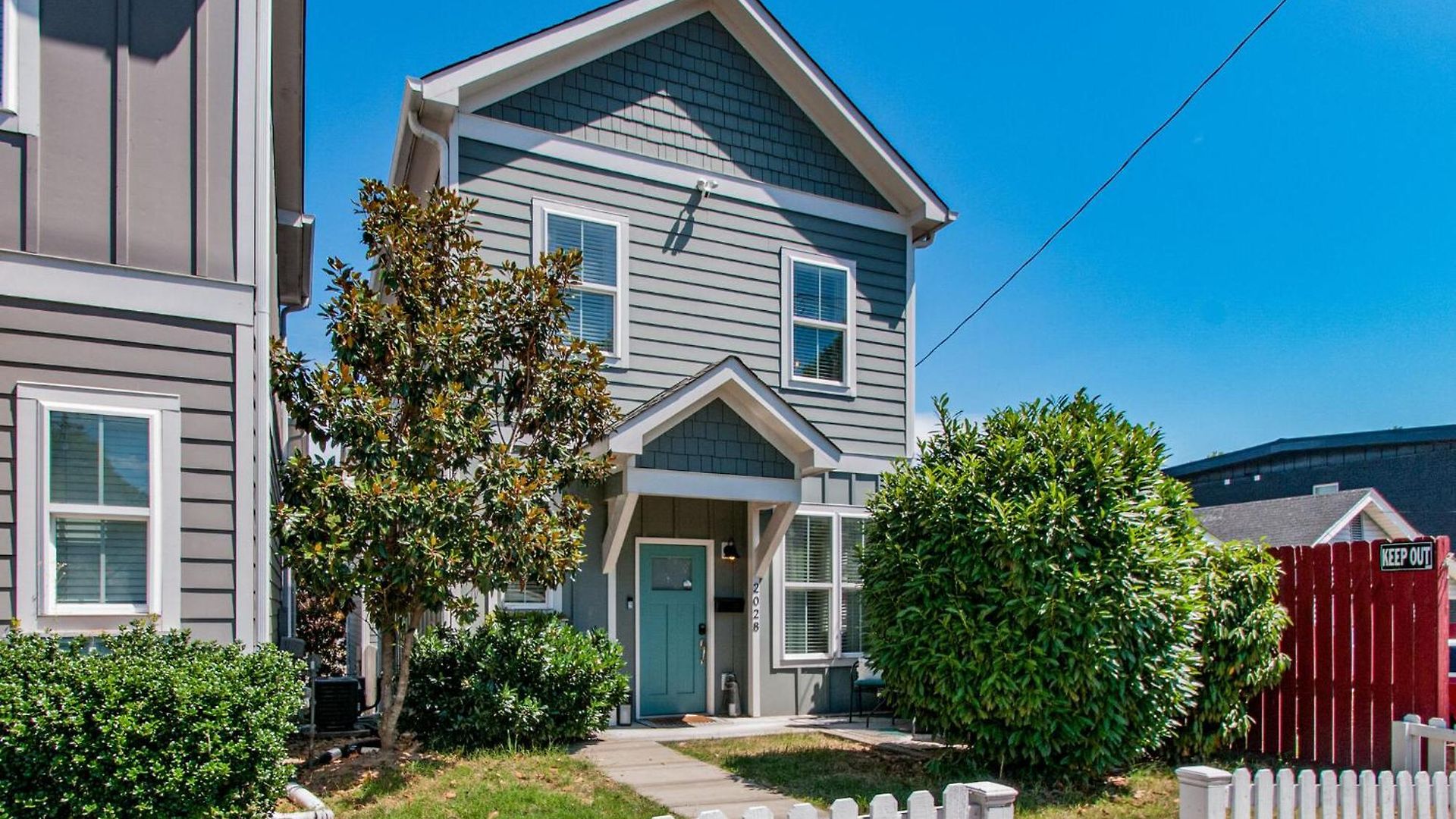 Charming - Near Dt Pet Friendly Holiday home